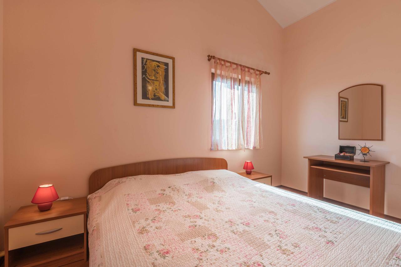 Apartments Villa Tre Marie โรวีน ภายนอก รูปภาพ