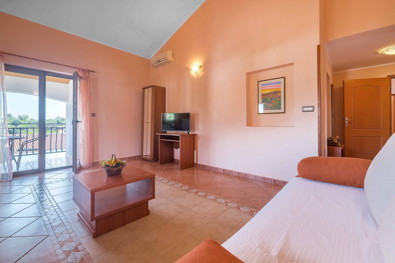 Apartments Villa Tre Marie โรวีน ภายนอก รูปภาพ